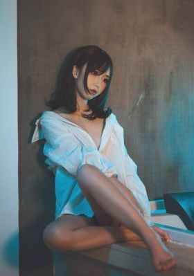 美丽的姑娘高清版在线看_蓝光动漫免费观看